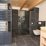 Reethues Am Schlossgut Nyaraló Groß Schwansee