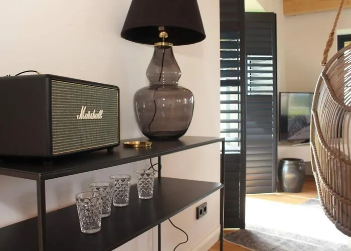 Semesterbostad Reethues Am Schlossgut *