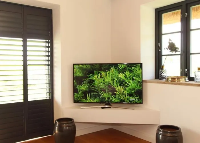 Reethues Am Schlossgut Semesterbostad Groß Schwansee