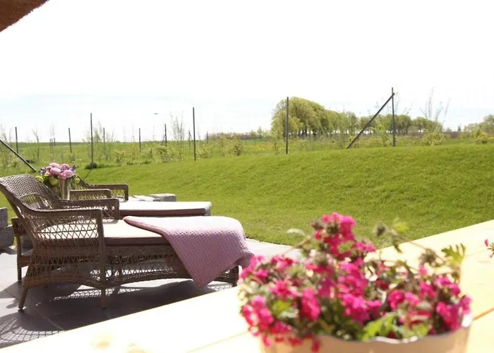 Reethues Am Schlossgut Holiday home Gross Schwansee