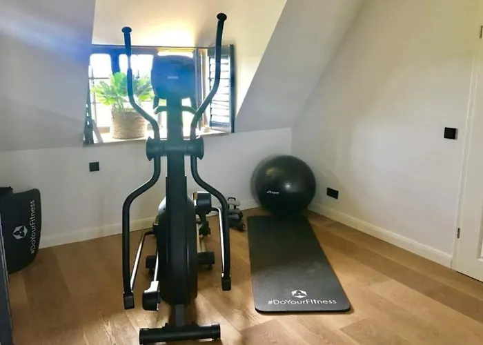 Semesterbostad Reethues Am Schlossgut