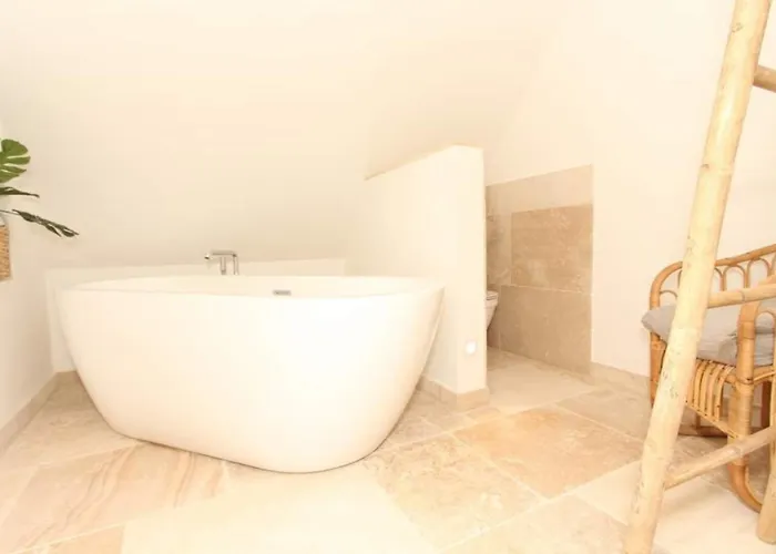 Reethues Am Schlossgut Semesterbostad Groß Schwansee