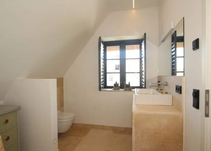 Semesterbostad Reethues Am Schlossgut