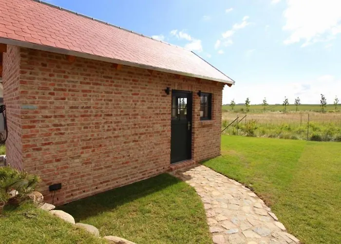 Reethues Am Schlossgut Gross Schwansee